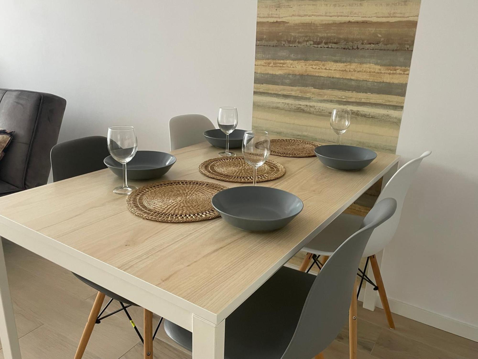 Parking & Balkon Appartamento Breslavia