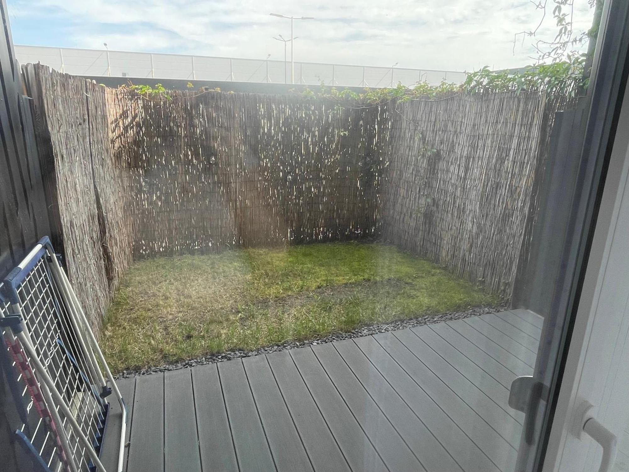 Parking & Balkon Apartment Wroclaw