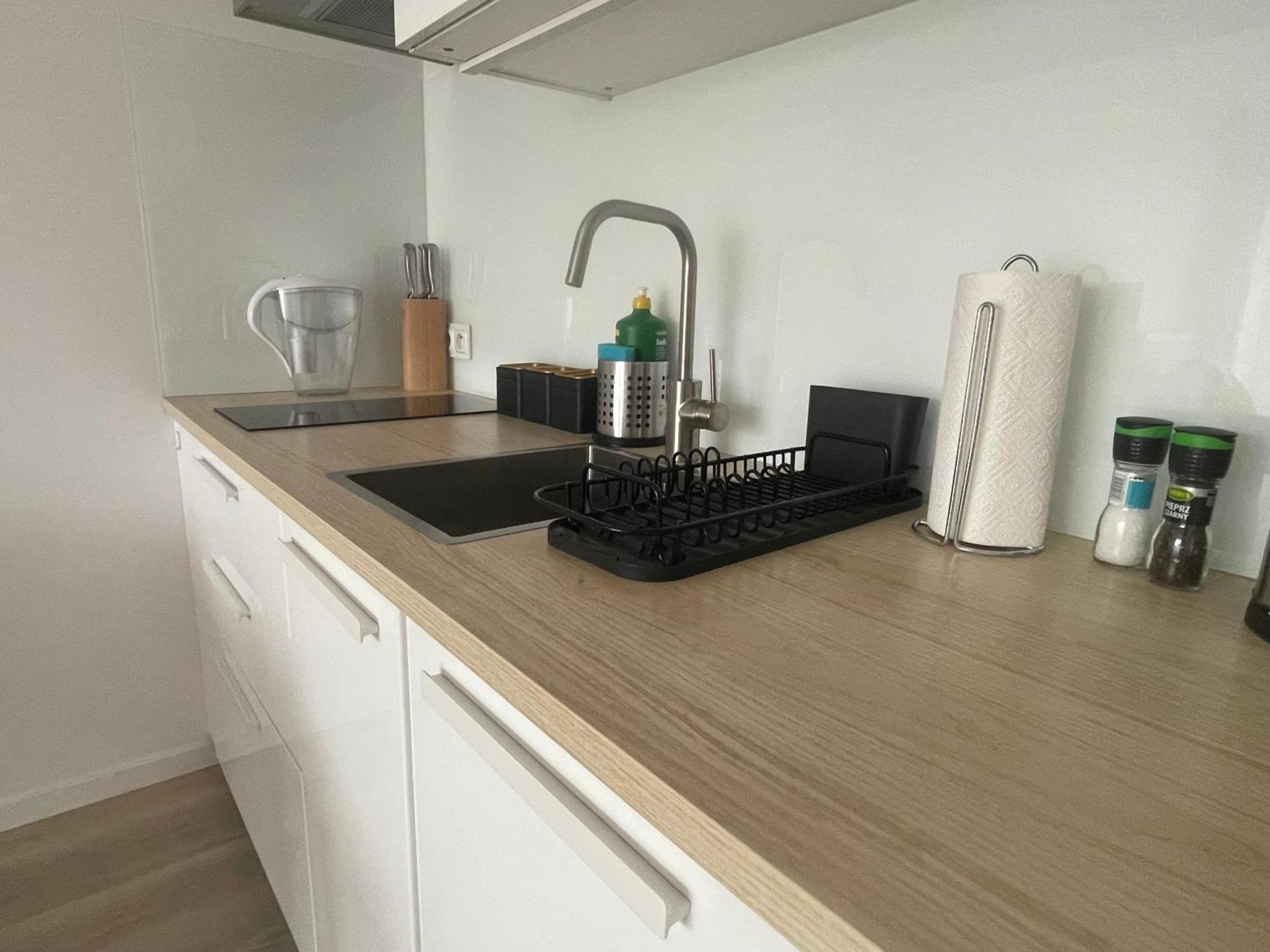 Apartment Parking & Balkon